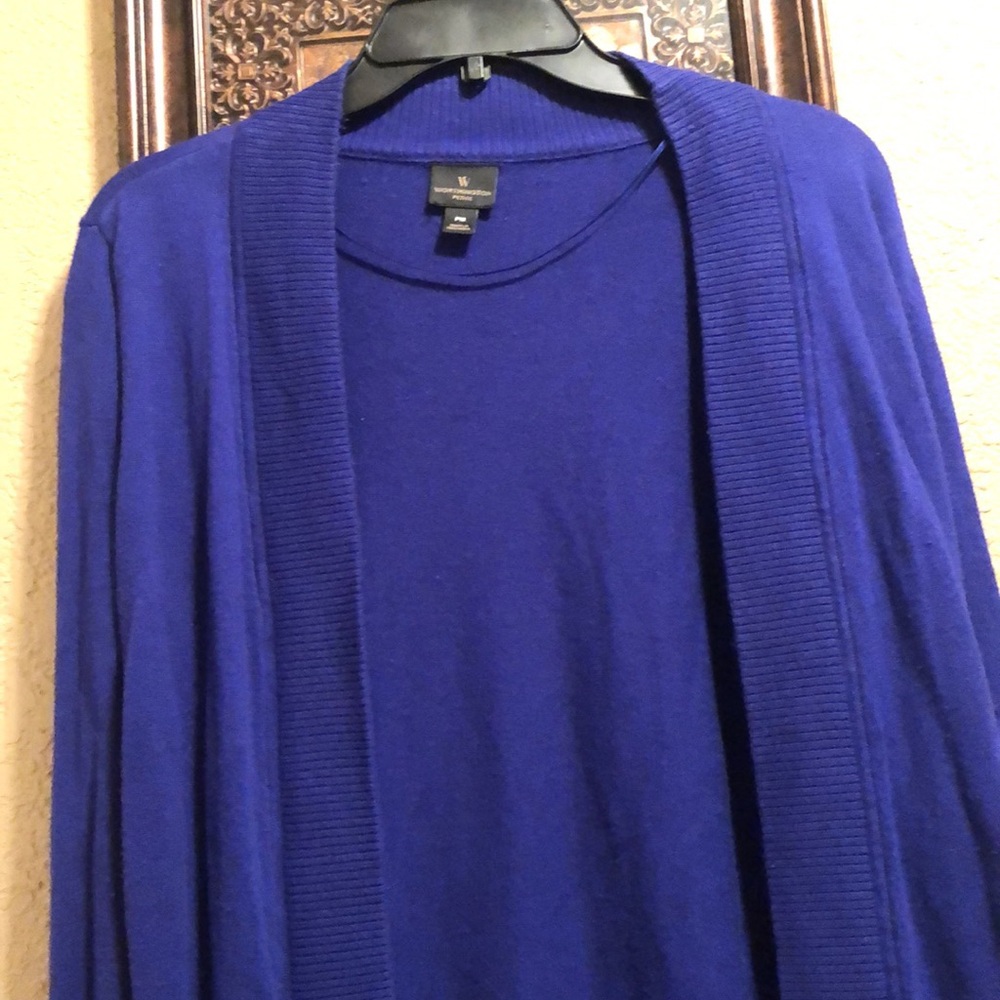 Very gently worn Worthington Cardigan. Royal blue. Great condition. No stains